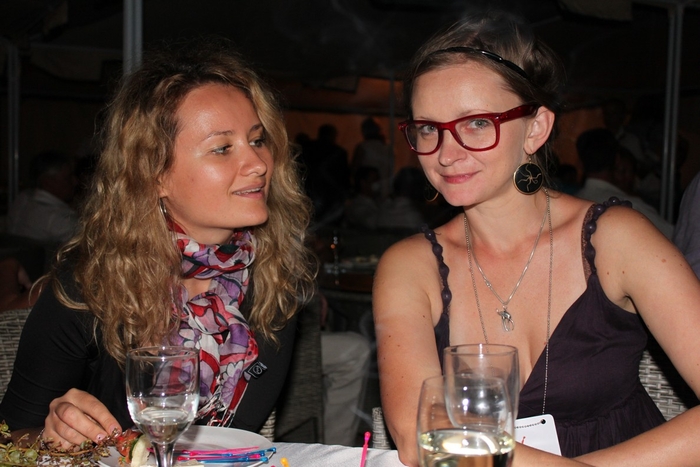 Art Wine, день первый: чай и богини Херсонеса Art Wine, день первый: чай и богини Херсонеса