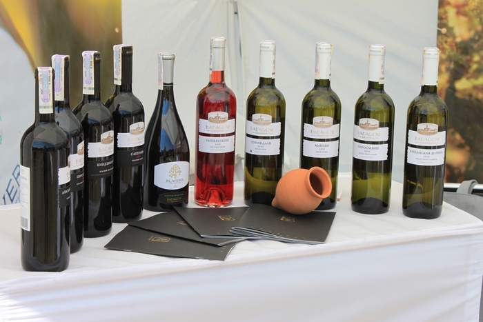 Art Wine, день первый: чай и богини Херсонеса Art Wine, день первый: чай и богини Херсонеса