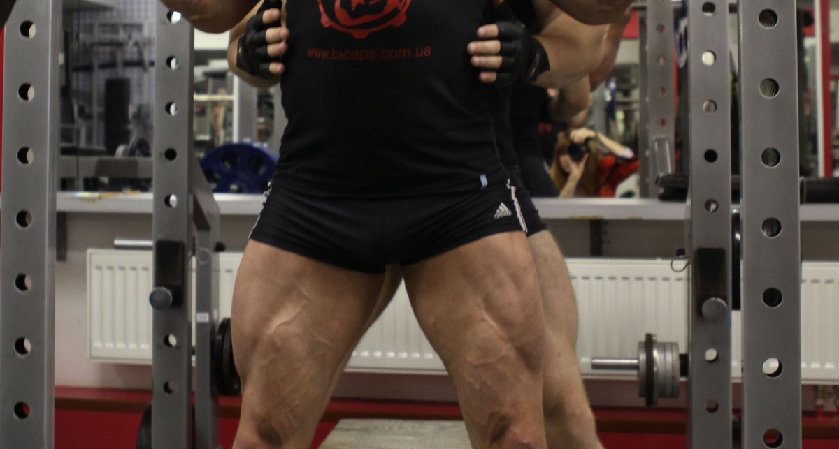 Совет дня от Чемпиона: не ходи со штангой сам