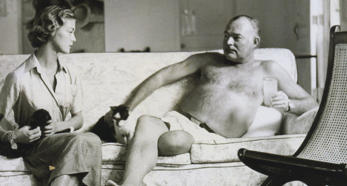 ТОП мужчин, читавших свой некролог