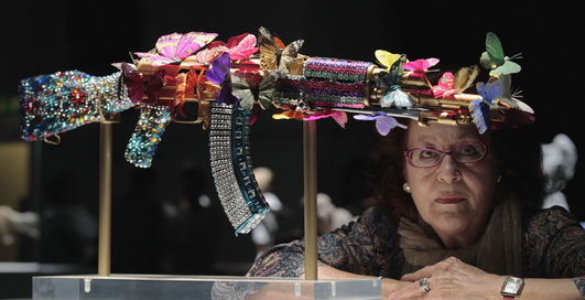 Как украсить свой АК-47: слово дизайнеров