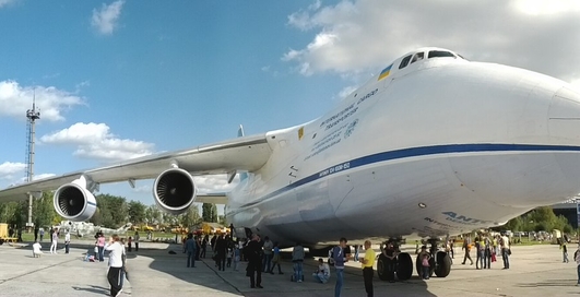 Авиашоу под Киевом: Мрия, Руслан и МиГи