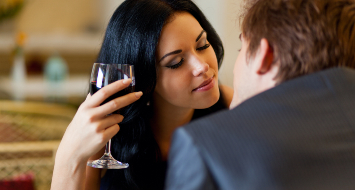 Названо вино, которое испортит зубы