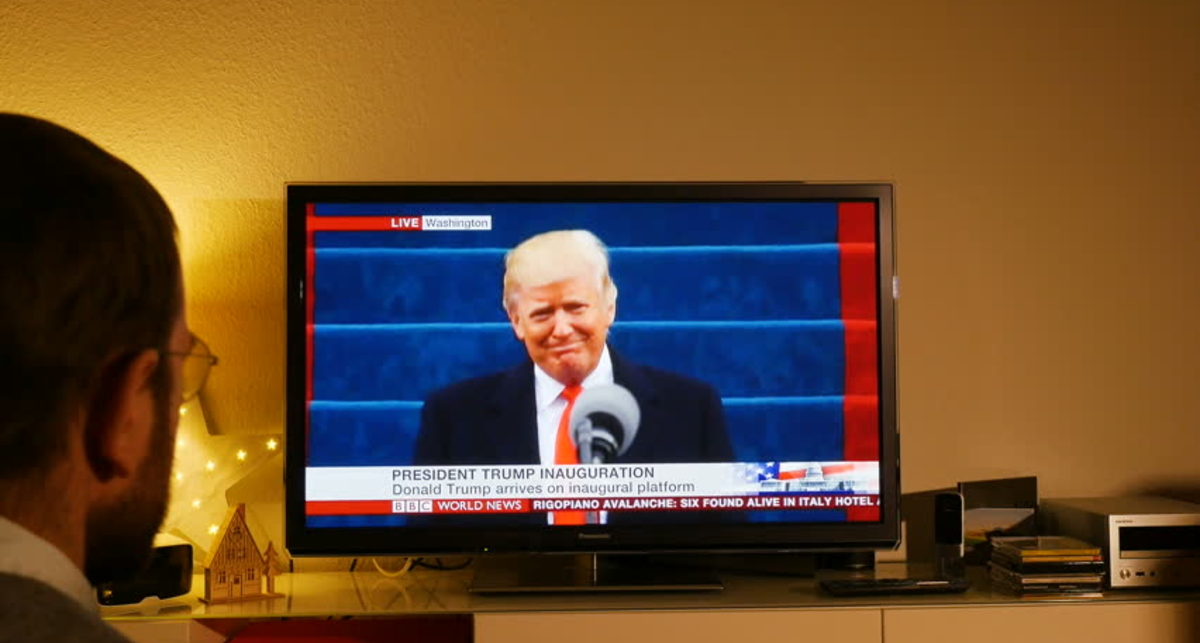 Плохие новости по ТВ — путь к ожирению