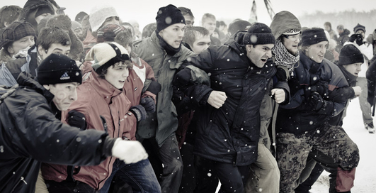 Масленица в 2013 году: мужские забавы