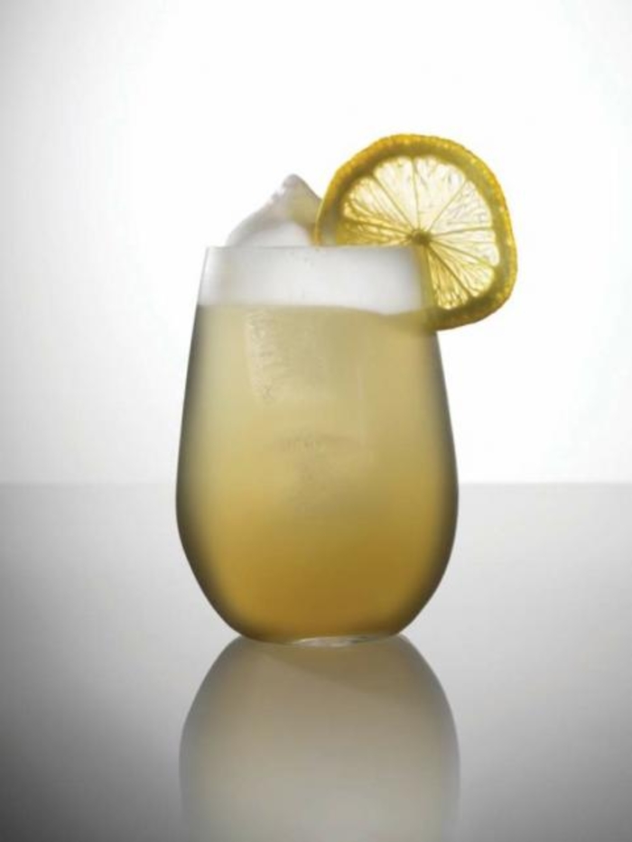 Четыре коктейля, чтобы встретить весну Четыре коктейля, чтобы встретить весну