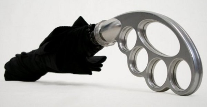 Закройся: пять мужских зонтов с придурью