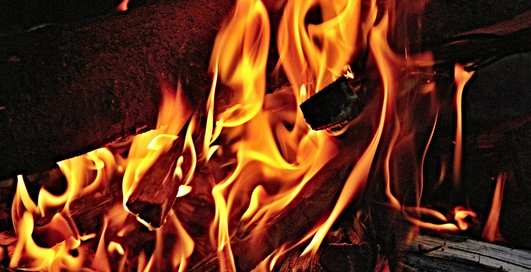 Как в домашних условиях добыть огонь без использования спичек и зажигалки