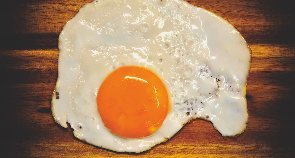 Завтрак чемпионов: топ-5 причин есть яичницу на завтрак